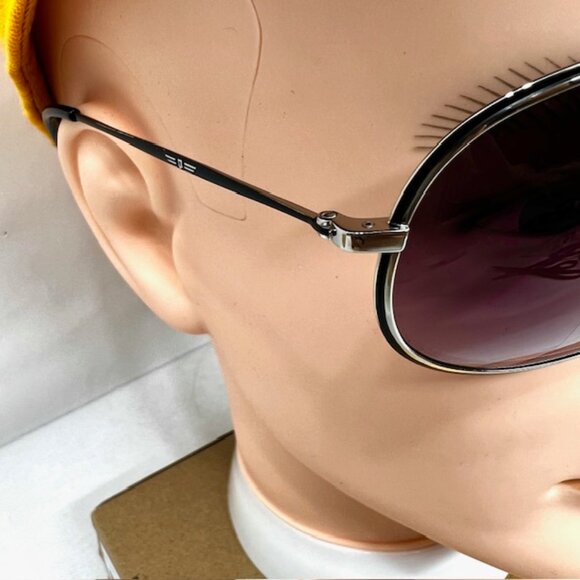 Preowned - like new -Classic Police  sunglasses w/ high-quality Blk/Silver (Ew3) - Picture 8 of 9